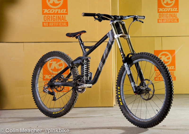 Kona Operator コナオペレーター DH Carbon