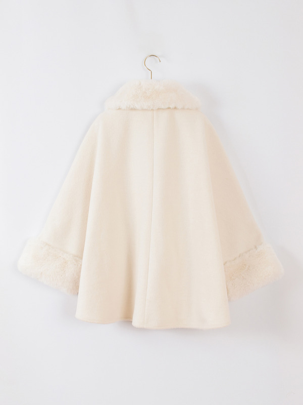 ビジューポンチョコート｜evelyn（エブリン）公式通販サイト