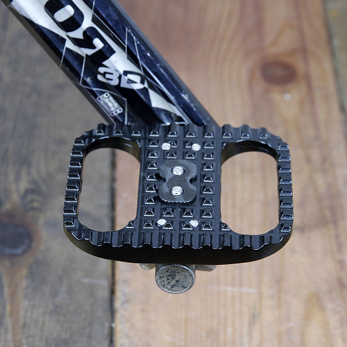 Problem Solvers / Deckster Clipless Pedal Adapter / プロブレム