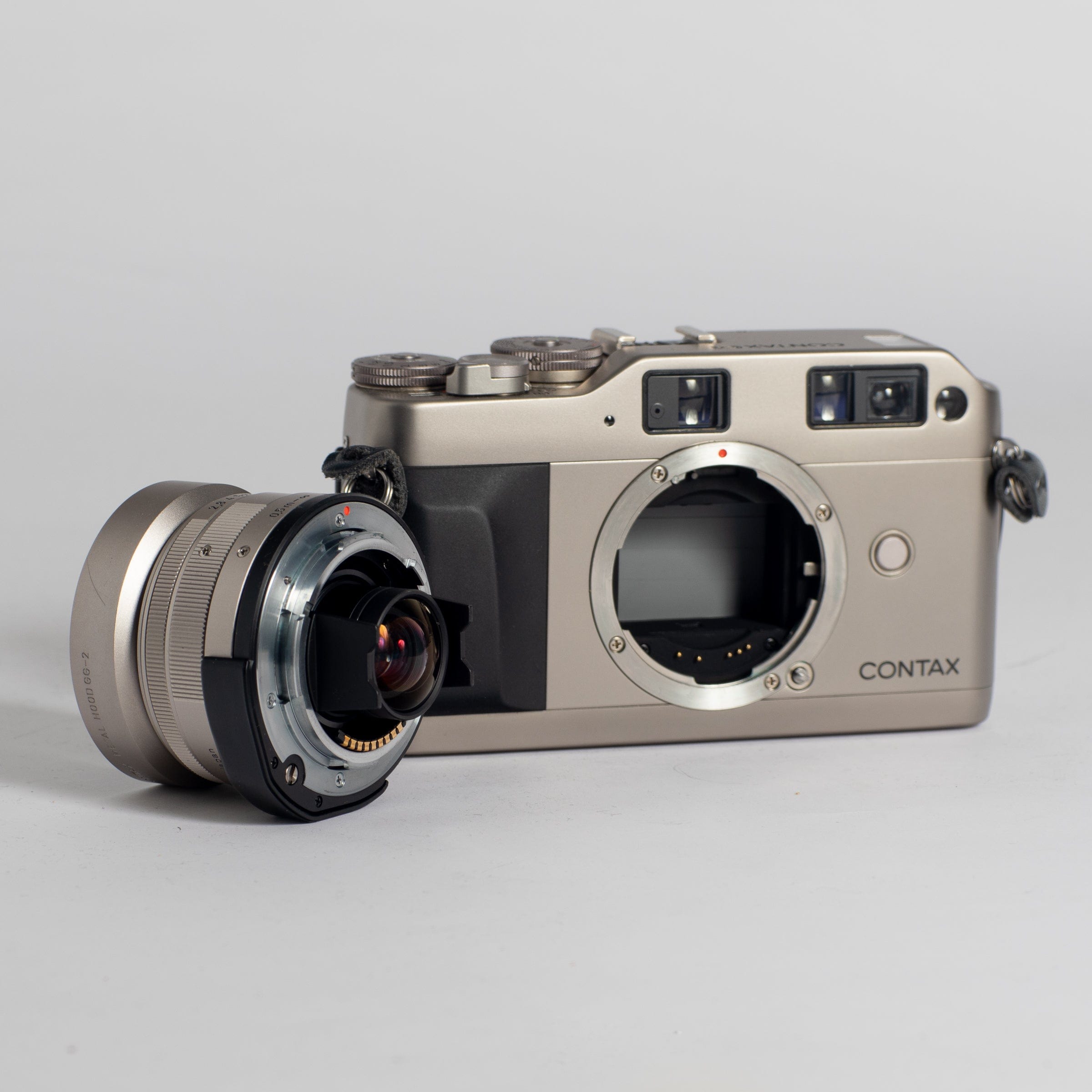 Contax G1 with Carl Zeiss 28mm f/2.8 with Lens Hood – Film Supply Club