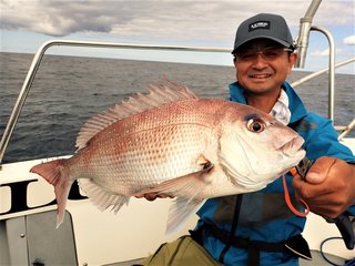 ディープゾーンを制覇するショートスペックのタイラバロッド「桜幻鯛