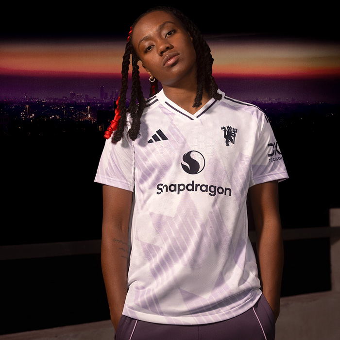 マンチェスター・ユナイテッド 2025-26 AWAY ユニフォーム 発売開始