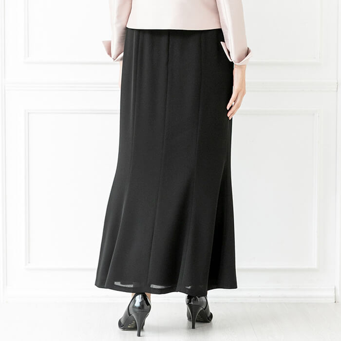 マーメイドラインのロングスカート 17号・ブラック｜東京ソワール