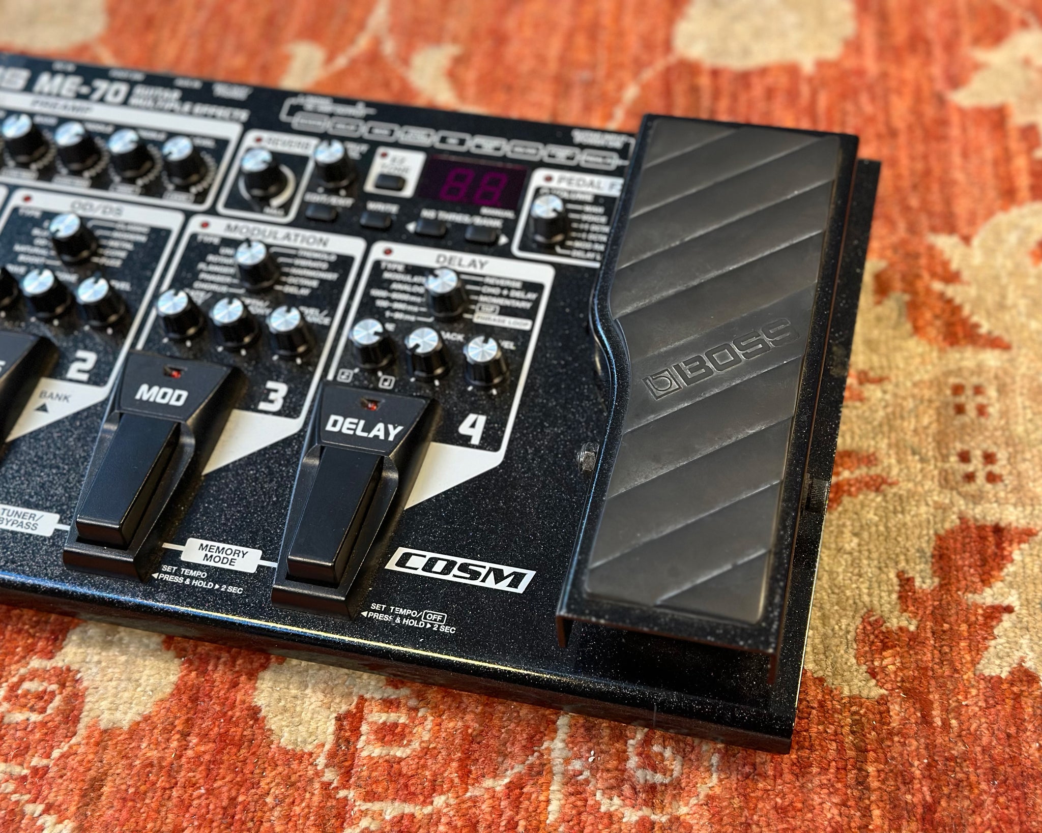 BOSS ME-70 Guitar Multi Effects – Found Sound