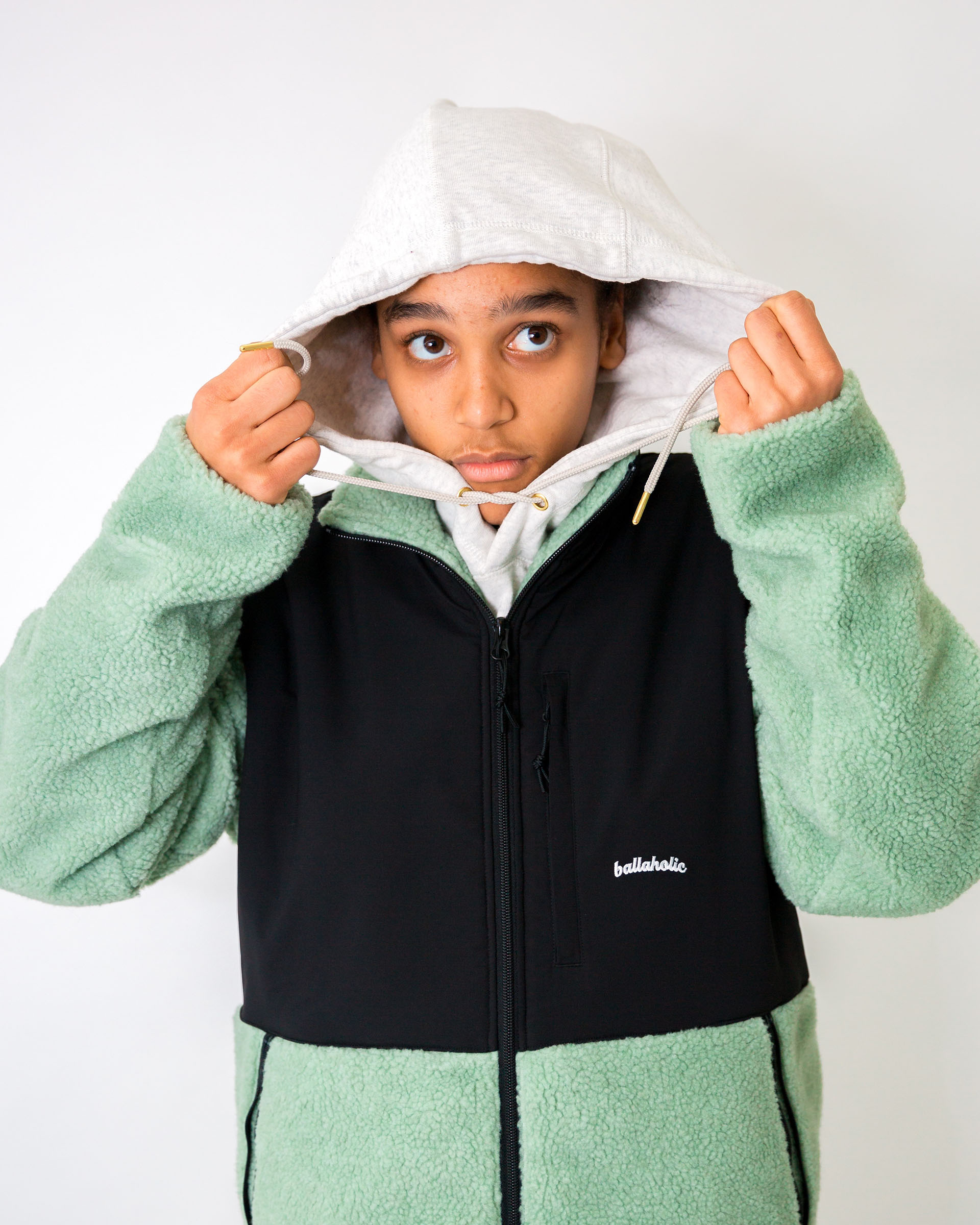 ballaholicから最新プロダクトが12月5日(土)登場！ ｜ FLY BASKETBALL