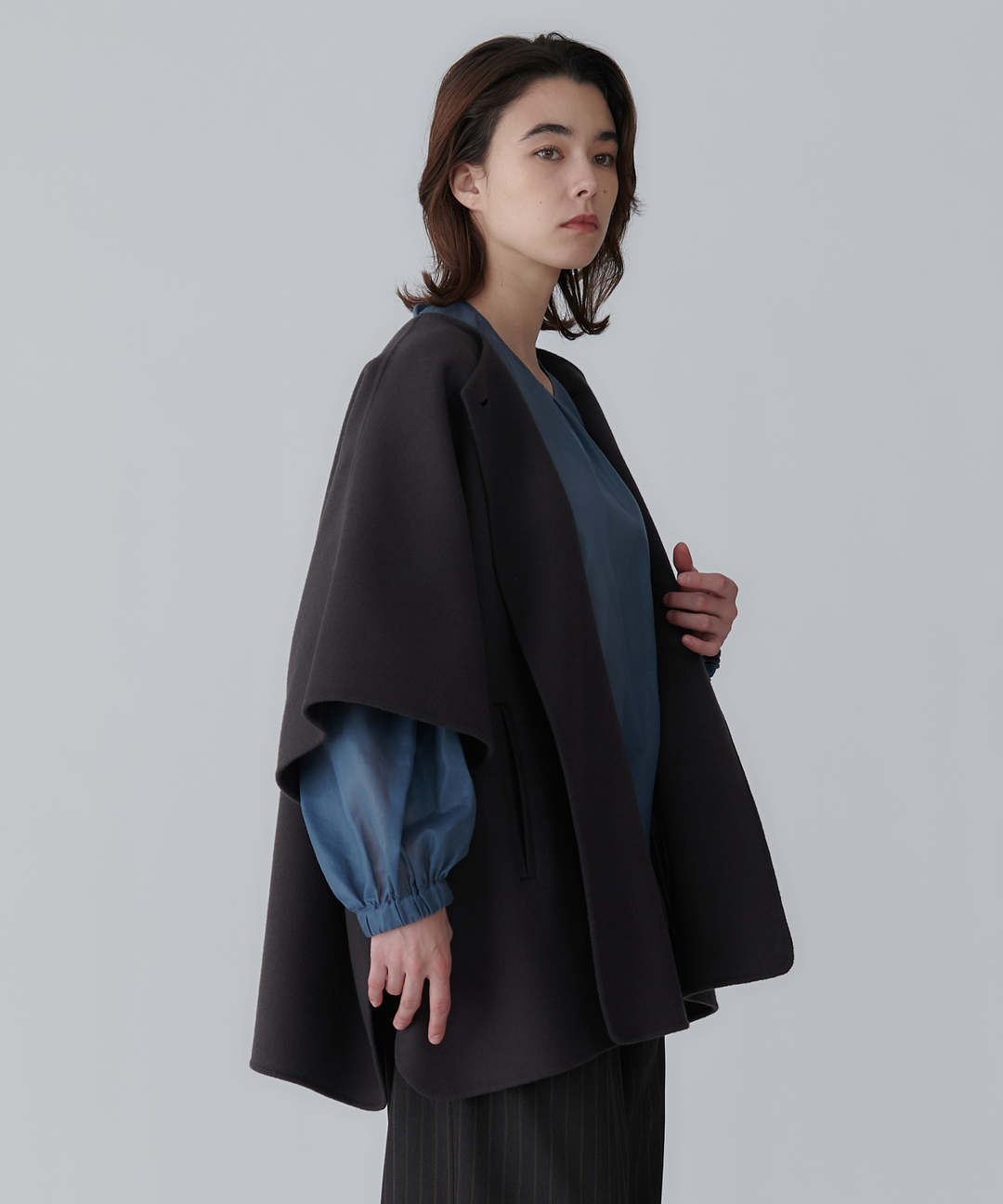 フードストール付きポンチョコート – FACE SANS FARD