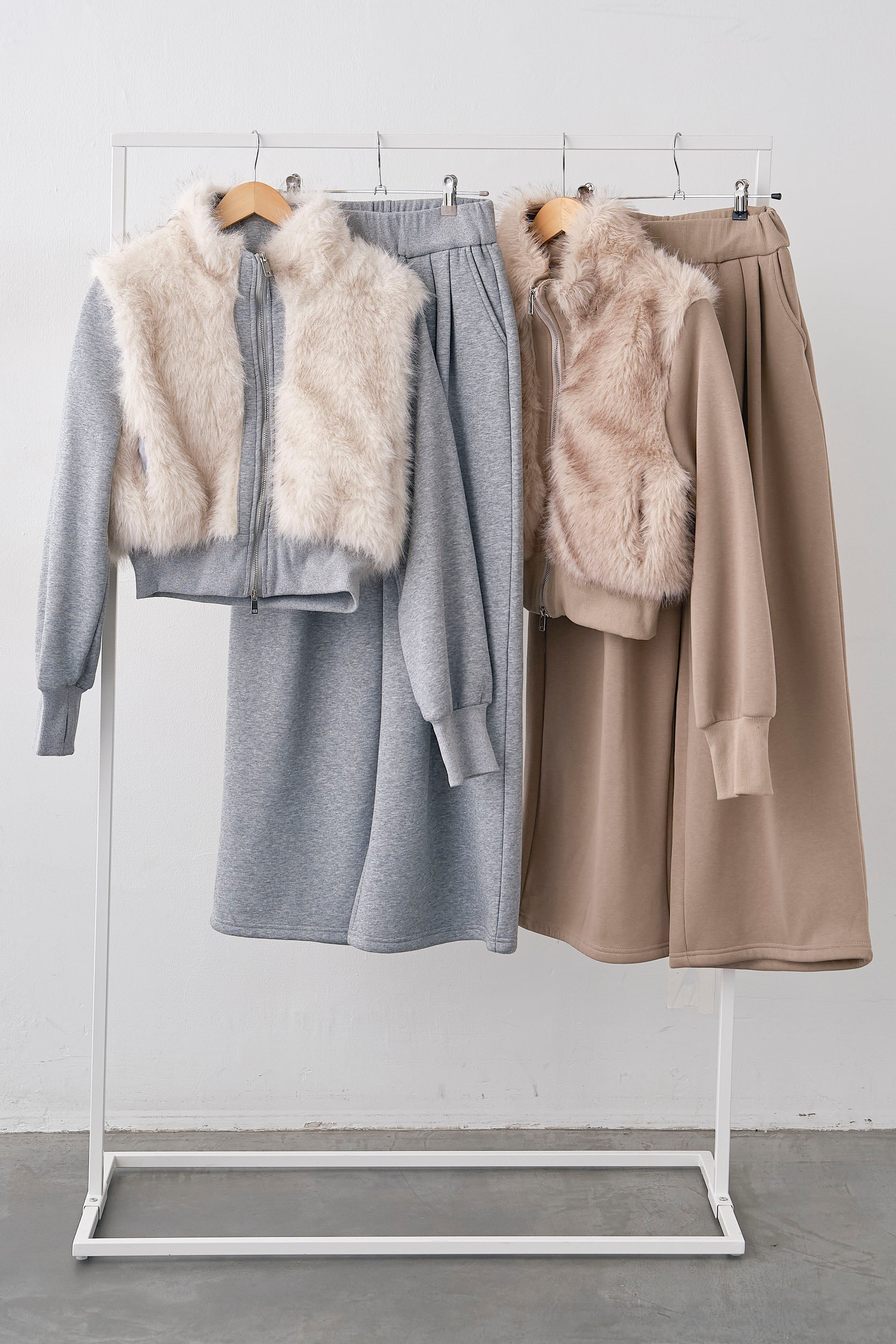 予約/SET]ファードッキングスウェットセットアップ+ファードッキング