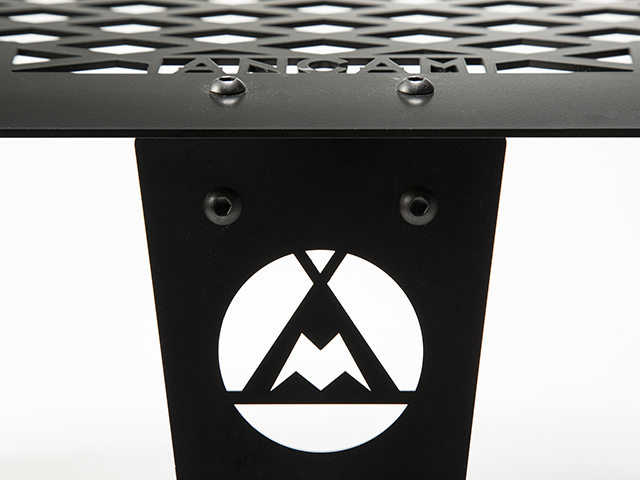 アイアン製 六角形テーブル メタヘキテL 脚長 | FUNFORT TINYUNIT