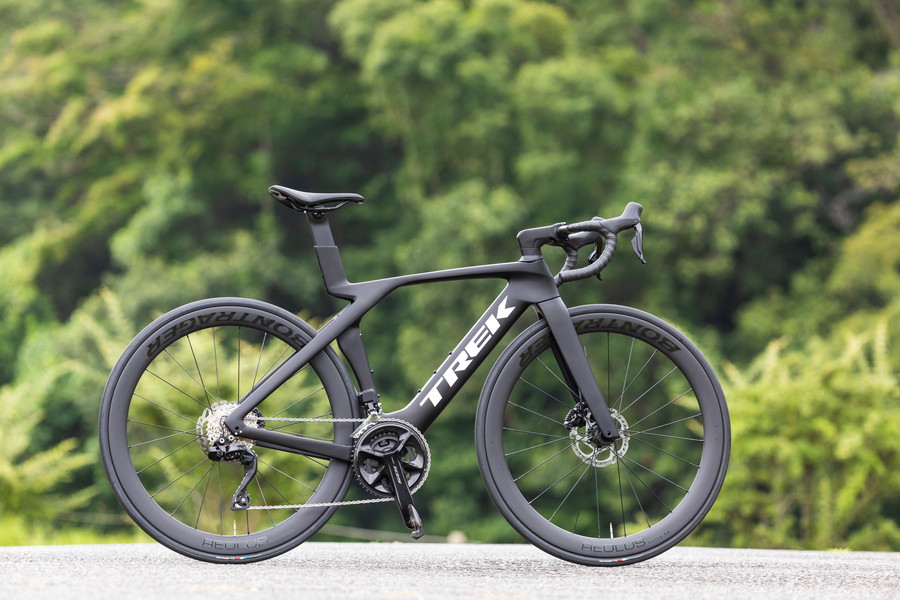 フラッグシップの性能を受け継ぐミドルグレード「マドンSL6 Gen7