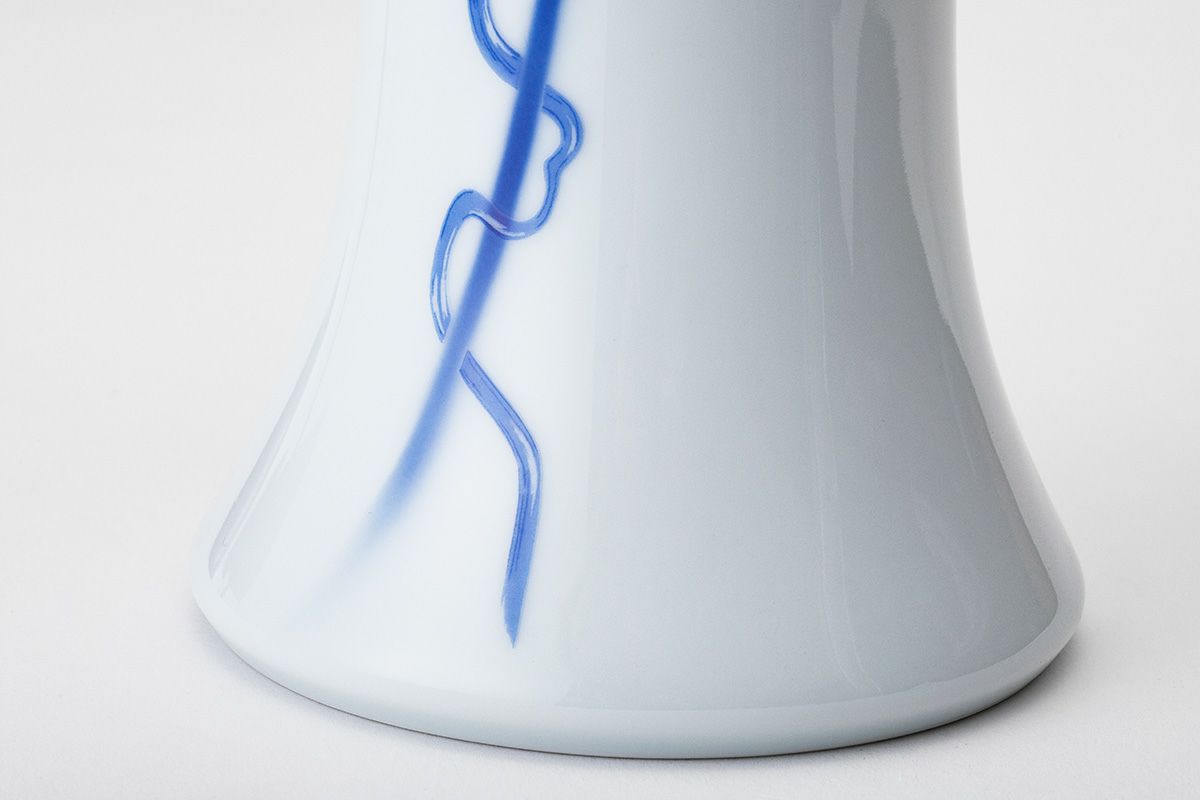 オリエンタルブルー ヌーボー9号花生 | 有田焼 深川製磁｜公式