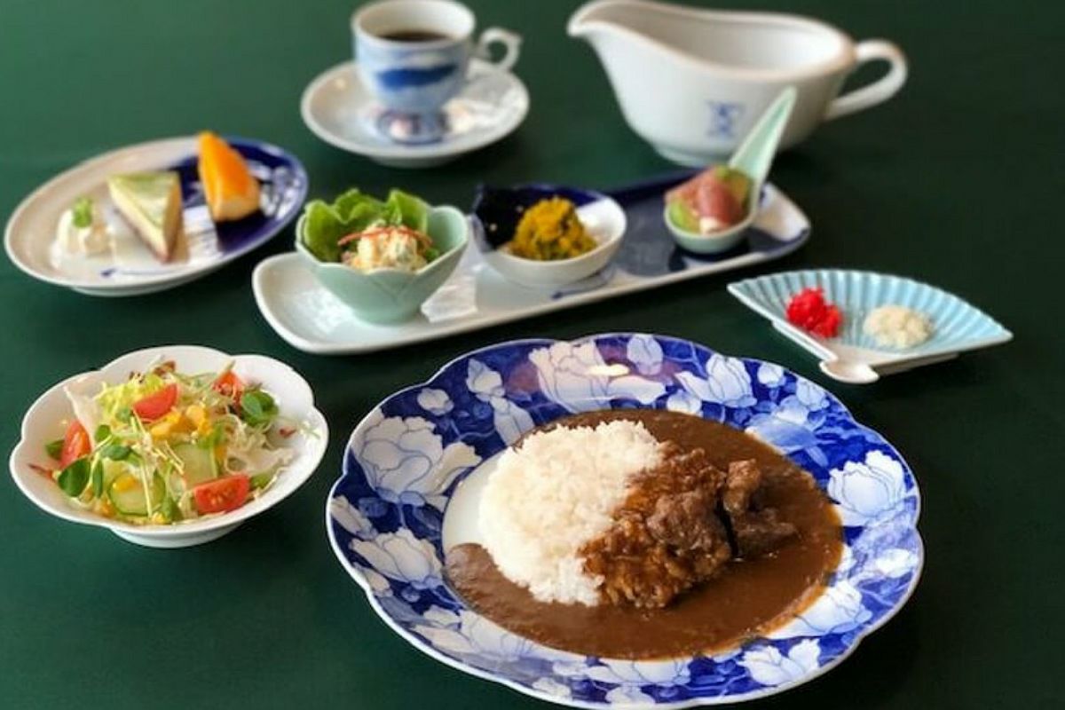 花鳥外濃 ミート皿 | 有田焼 深川製磁｜公式オンラインストア