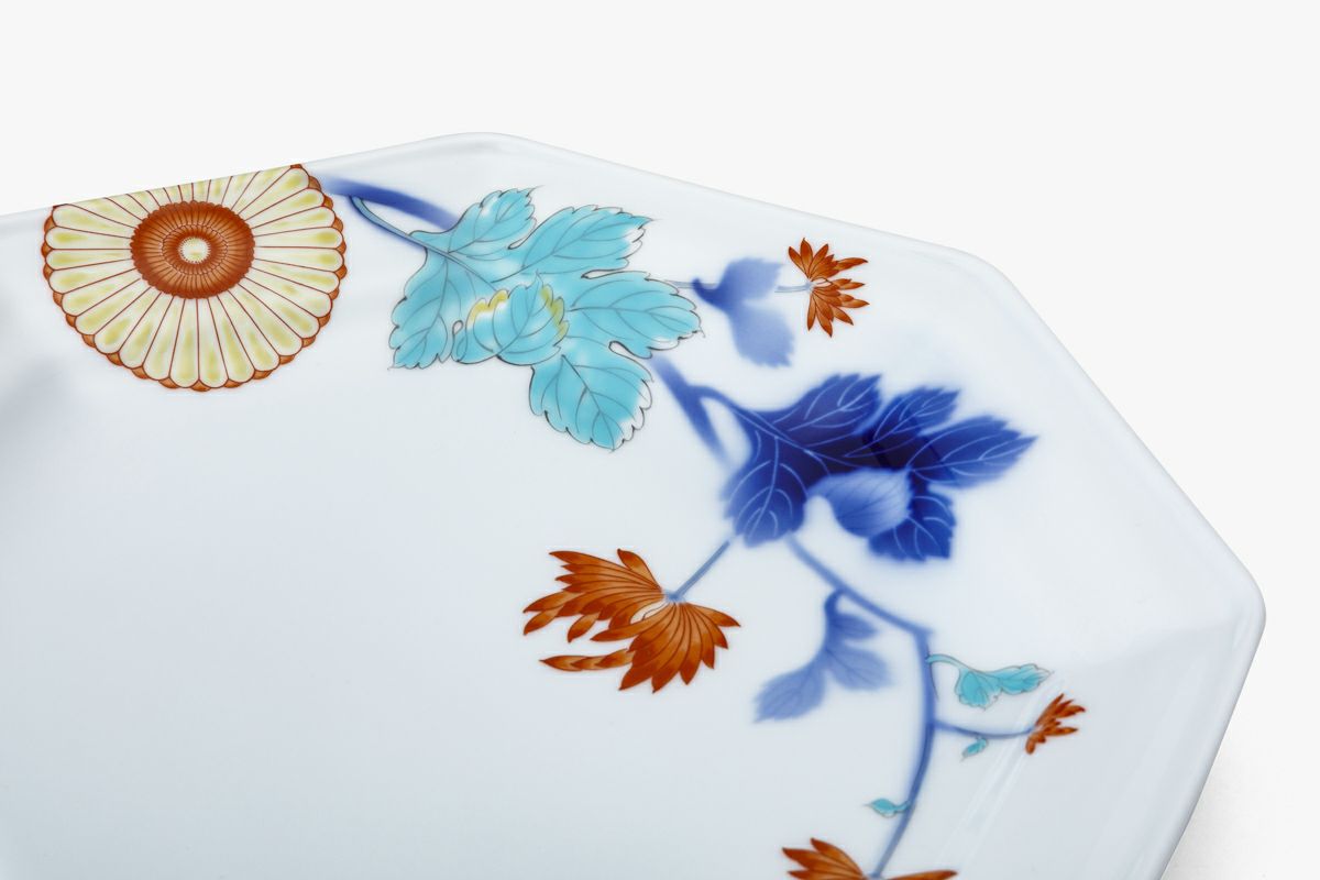 色絵菊花紋 八角盛皿 | 有田焼 深川製磁｜公式オンラインストア