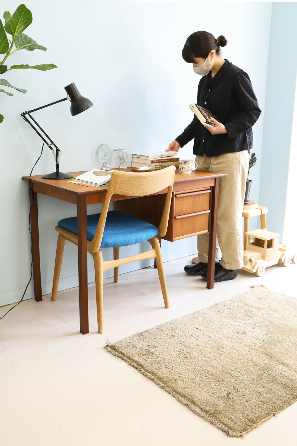 デンマークヴィンテージ 片袖デスク 机 チーク材 北欧家具/Hanbjerg