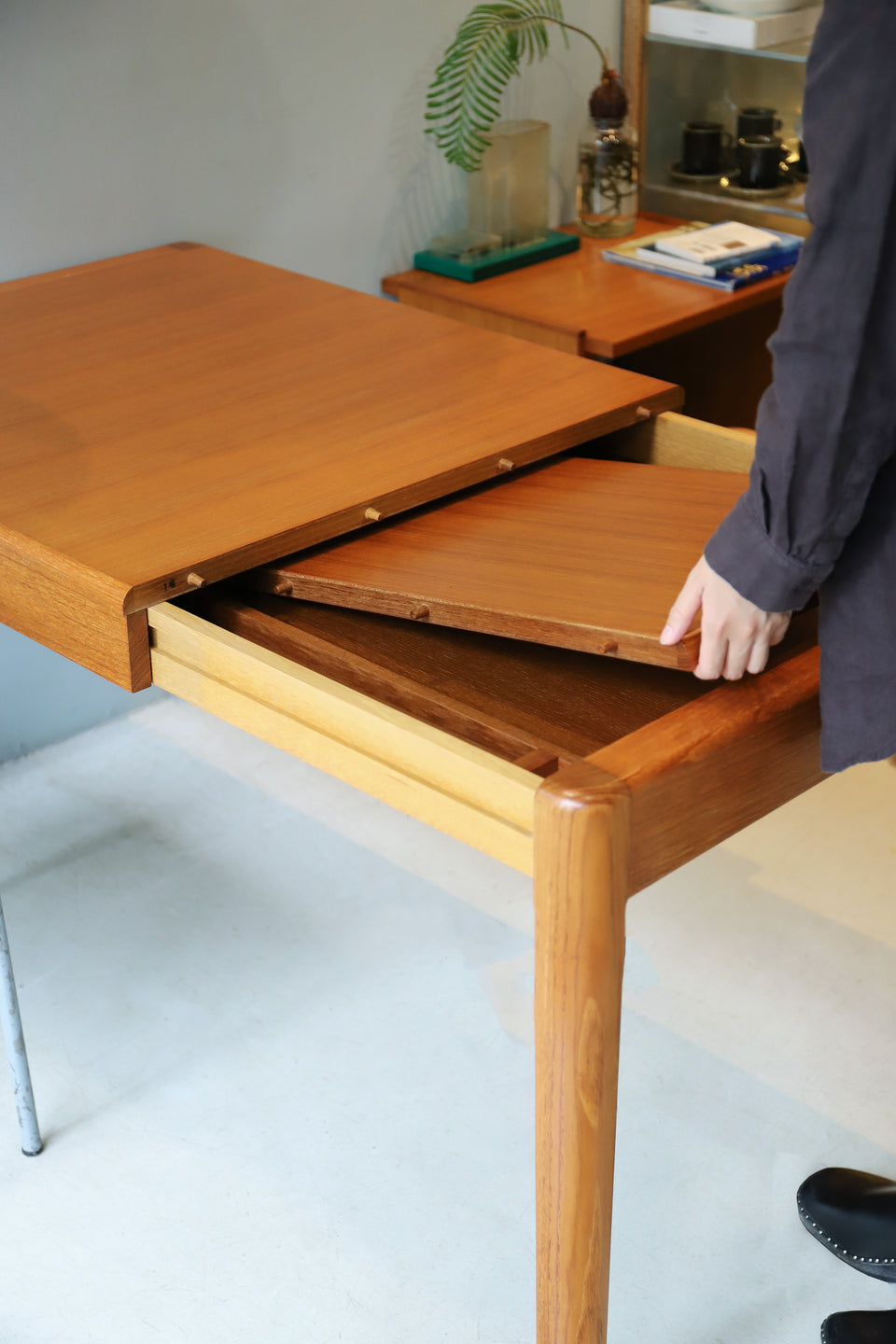 ジャパンヴィンテージ 青林製作所 エクステンションダイニングテーブル