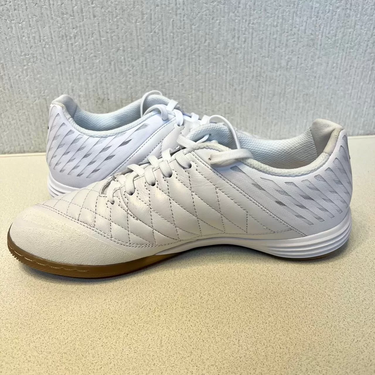 ルナガトII IC | フットサルショップ FIVE(ファイブ)