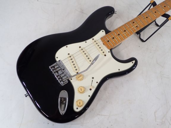 高額買取実施中!!】珍品 Fender USA エレキギター Standard