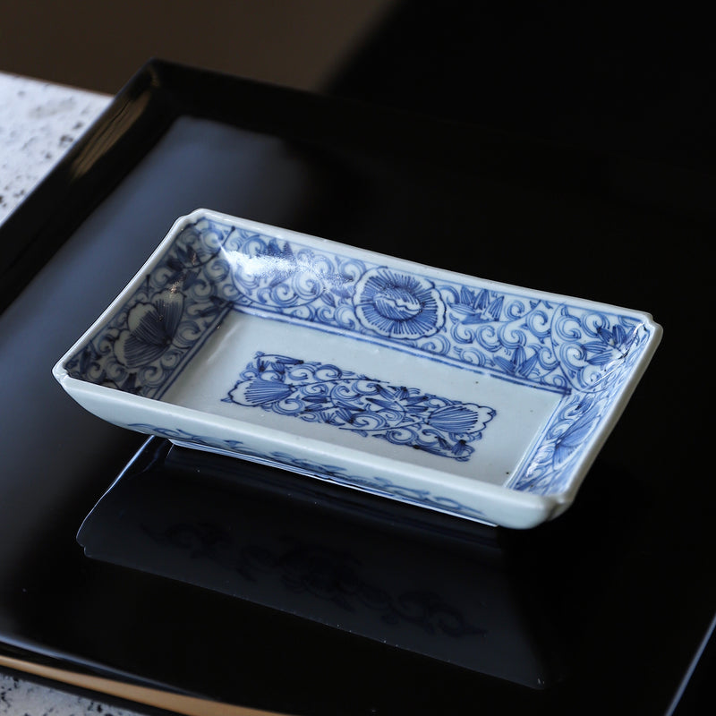 江戸後期 伊万里染付長方皿 – Gallery Nisui