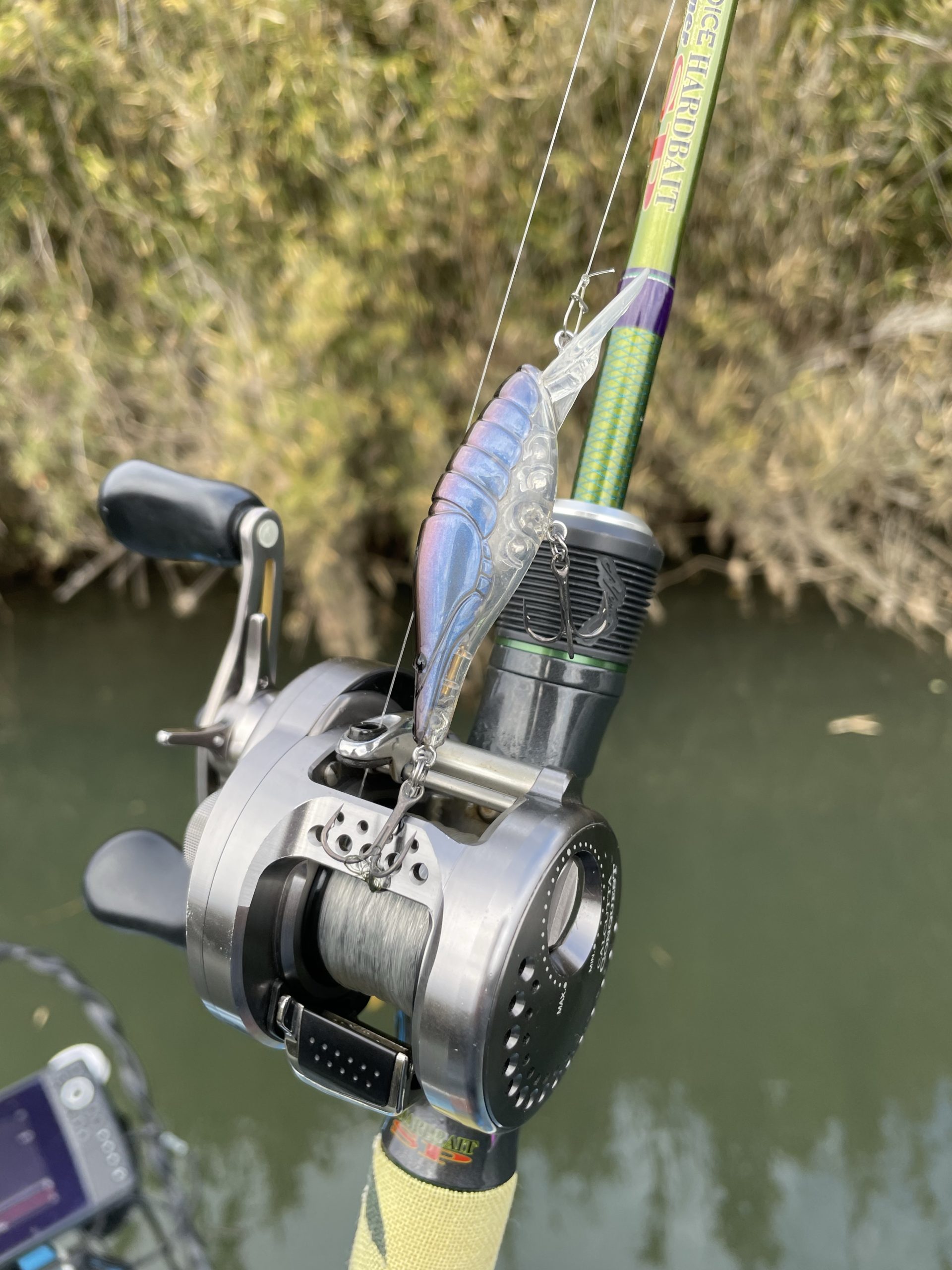 シャッドやミノーのタックル考〜スピニング？ベイトフィネス？〜