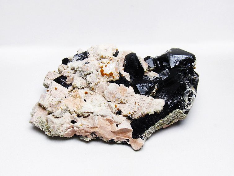 1.8Kgパワーストーン 天然石 山東省産 モリオン 純天然 黒水晶