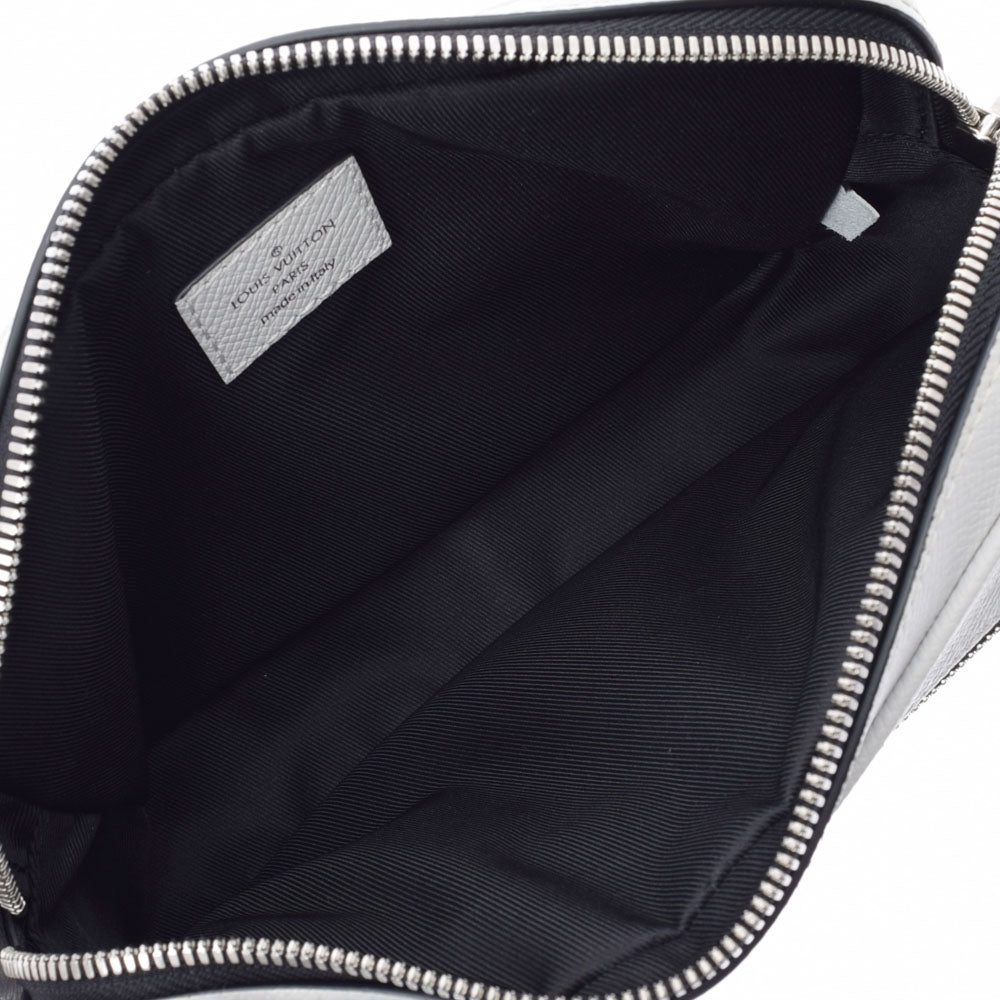 ルイヴィトンタイガラマ バムバッグ アウトドア アンタークティカ