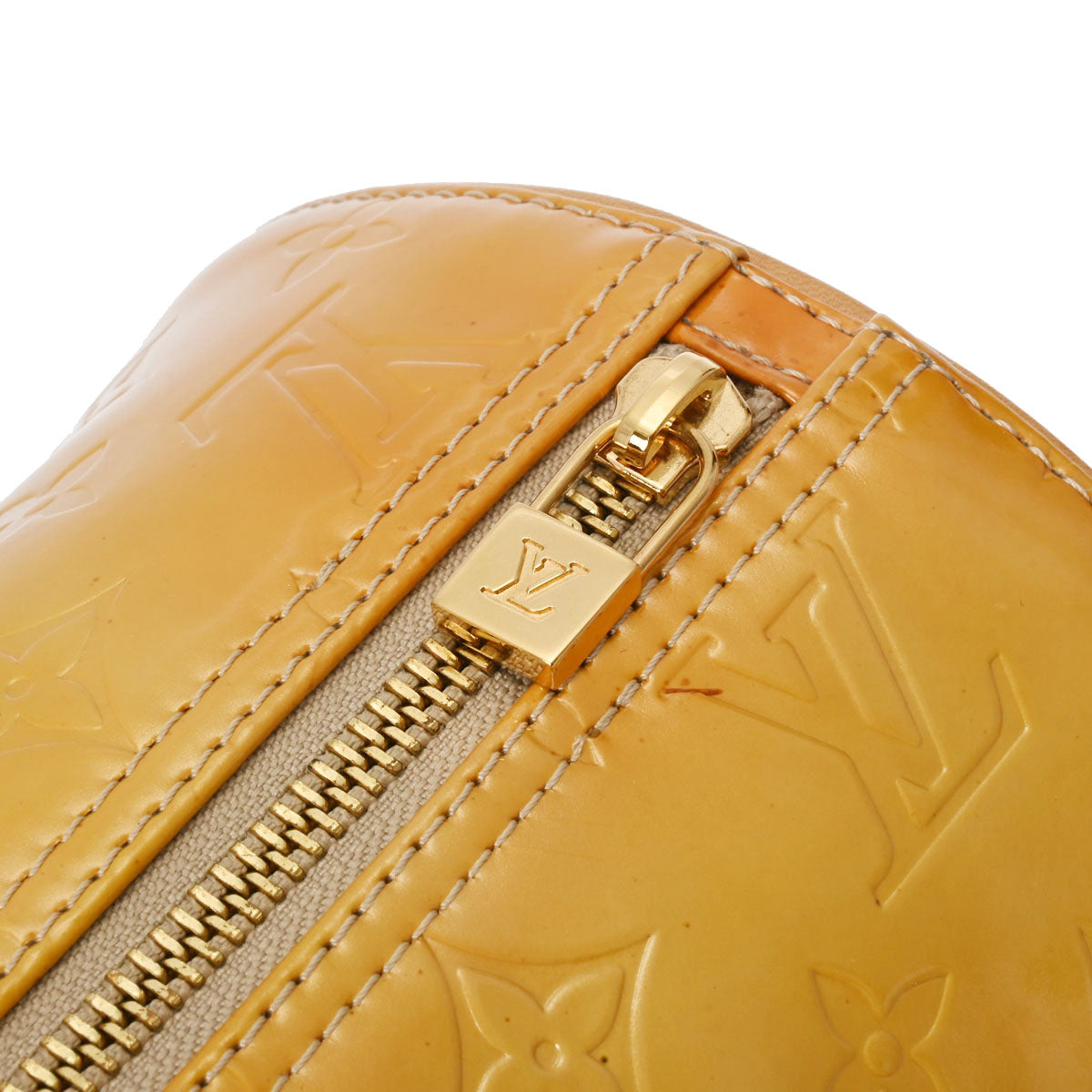 805000943977000-10_1200x.jpg?v