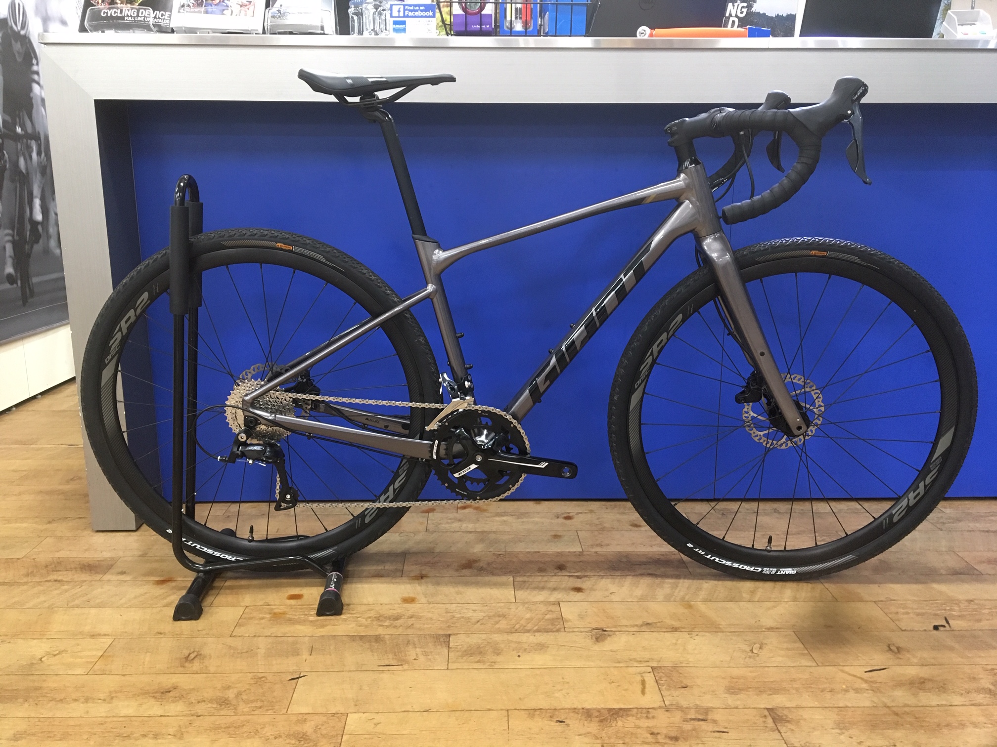 期間限定！！X-ROAD試乗できます！！ ｜ ジャイアントストア国立