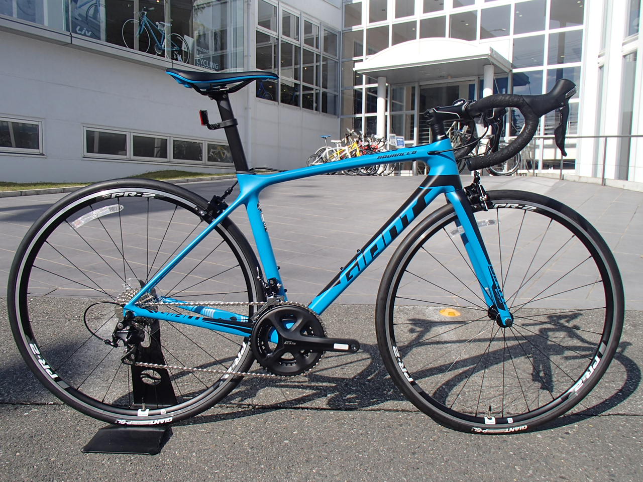 ロードバイク」冬のボーナスでハイグレードな自転車を