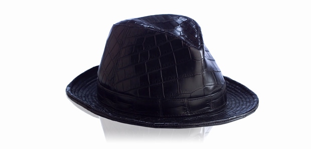 COCOCELUX GOLD POCONO NYLON ﾊｰﾌﾑｰﾝﾊﾞｯｸﾞ | material | COCOCELUX GOLD