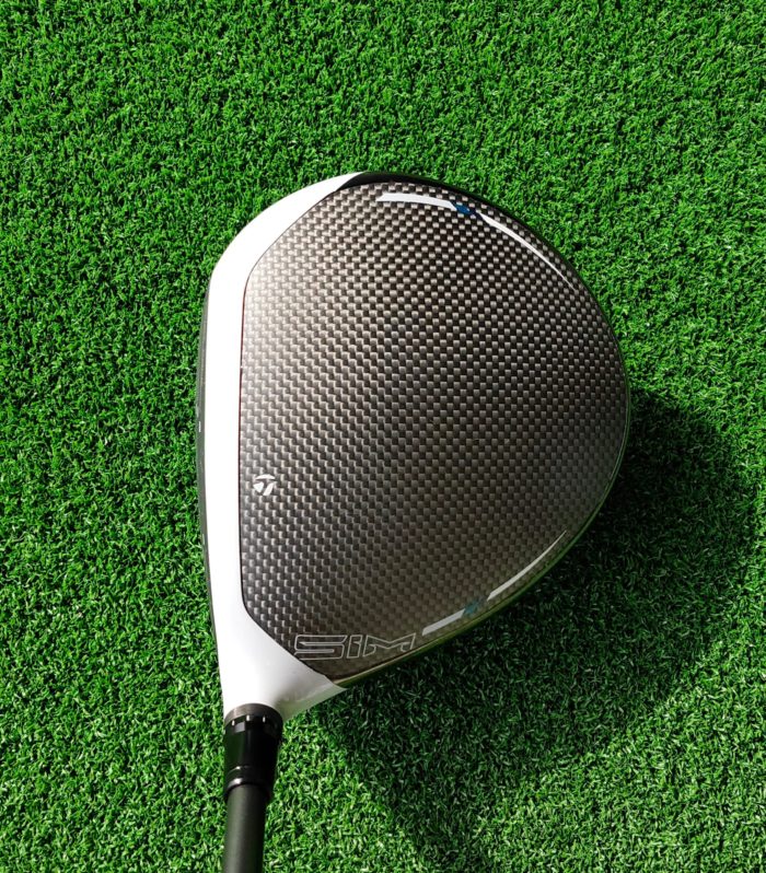 テーラーメイド SIM ドライバーの試打＆評価／ヘッドが走ってミスに