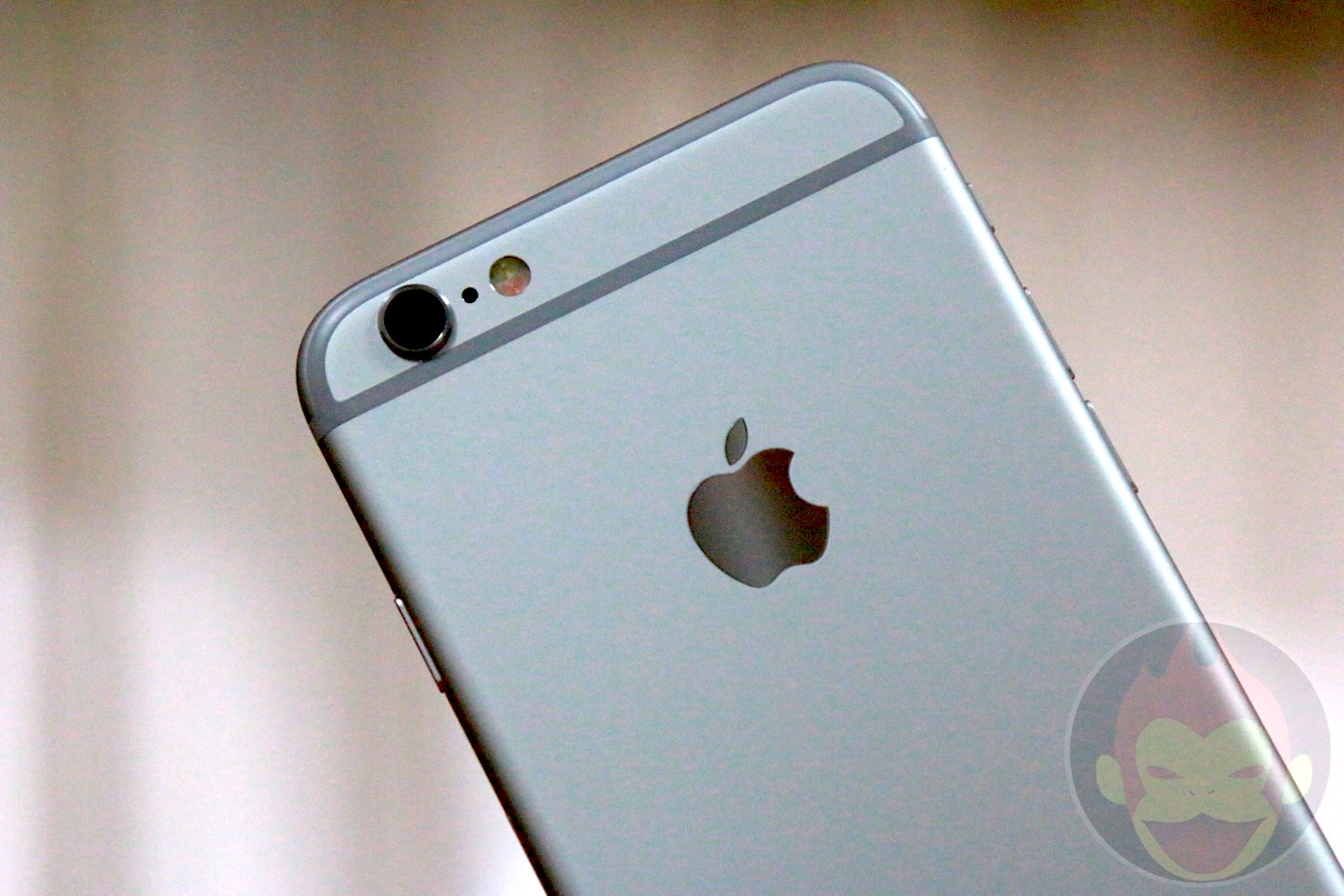 レビュー】「iPhone 6s /128GB /シルバー」、無事ゲット！外観を