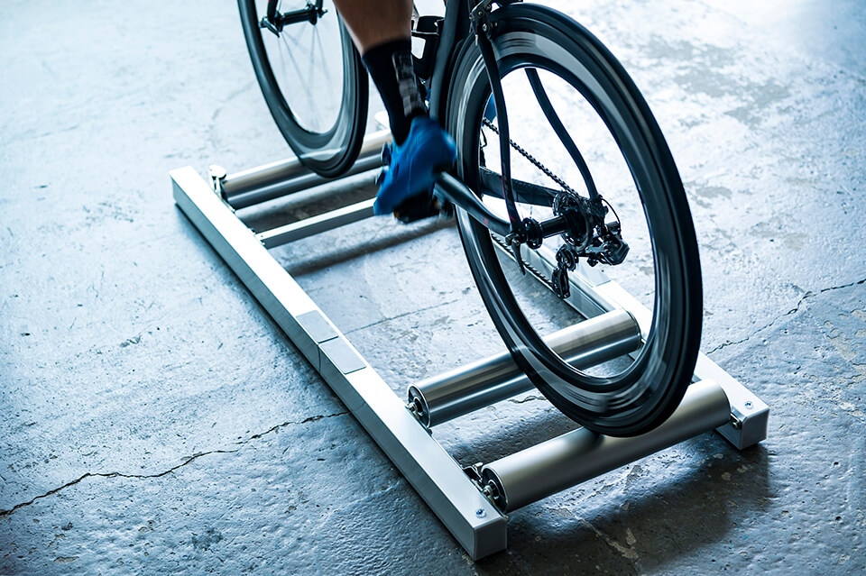 iRC ROADLITE HOME TRAINER × GROWTAC │ GROWTAC