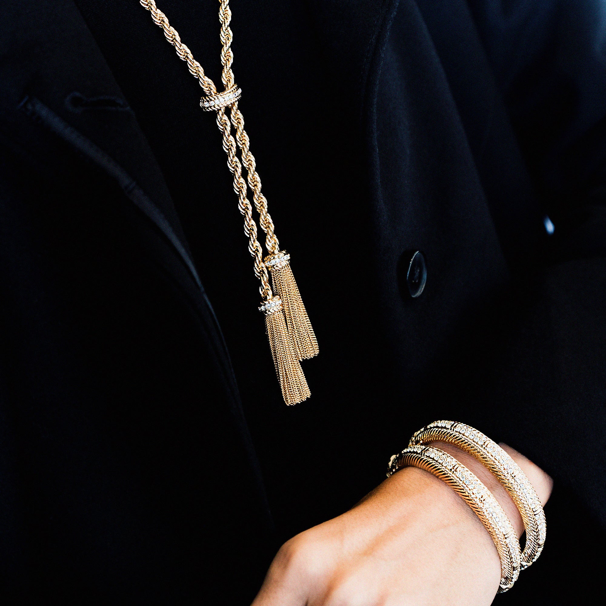 フリンジ バングル