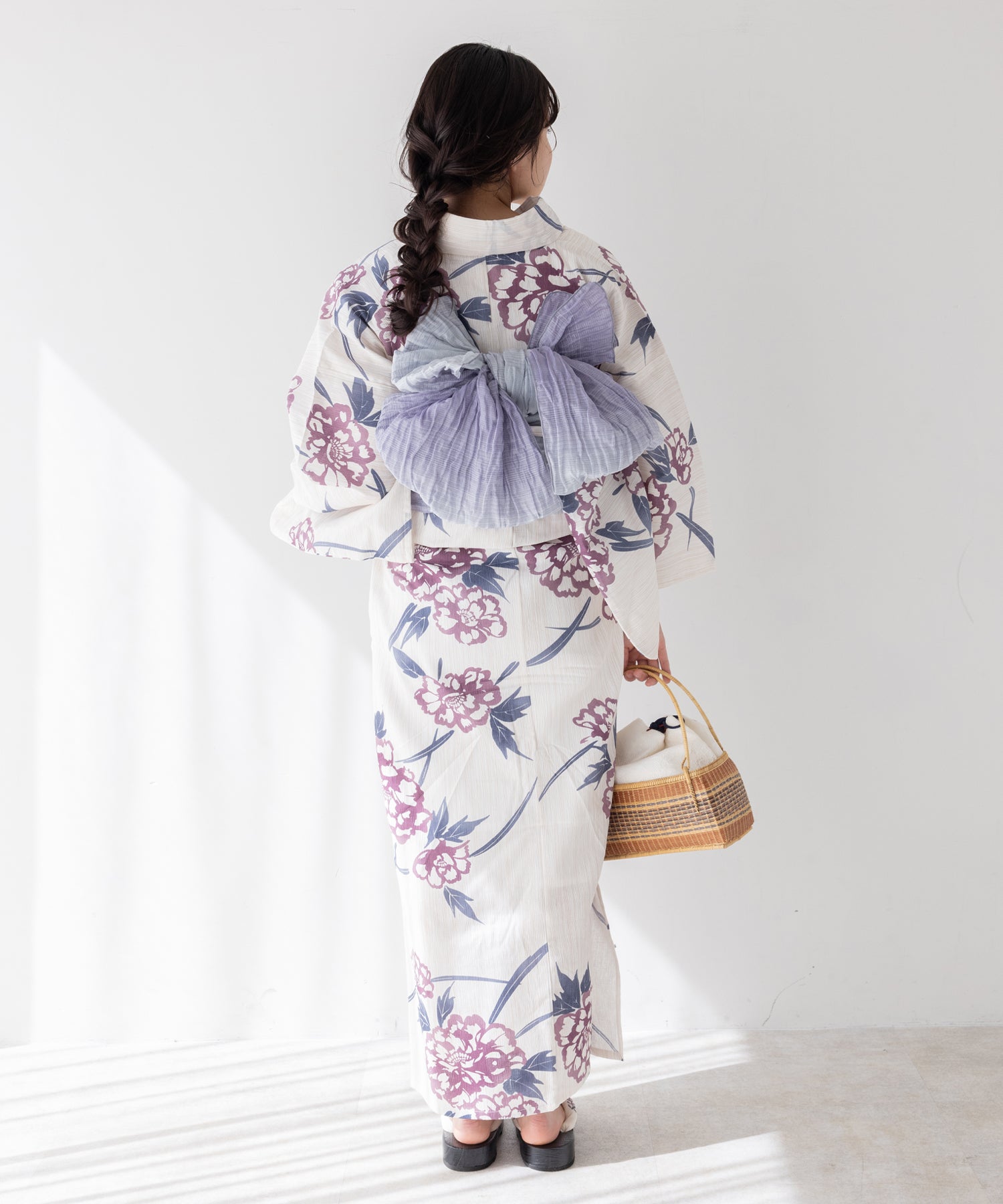こだわり浴衣 5点セット (浴衣/帯/下駄/腰紐/着付け冊子) 綿麻 牡丹
