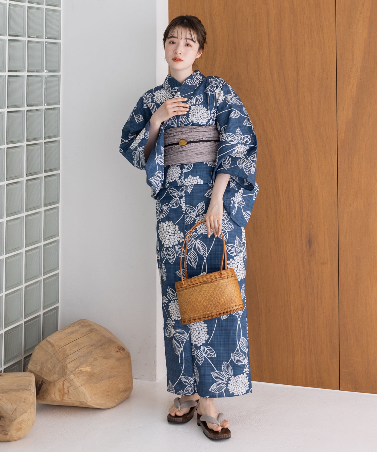 こだわり浴衣5点セット(浴衣/帯/下駄/腰紐/着付け冊子) 変わり織生地