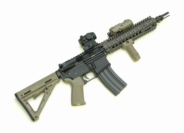 東京マルイ次世代電動ガン M4A1