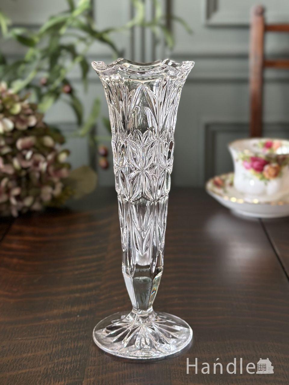 円錐型の美しいアンティークガラスの器、イギリスで見つけたフラワー