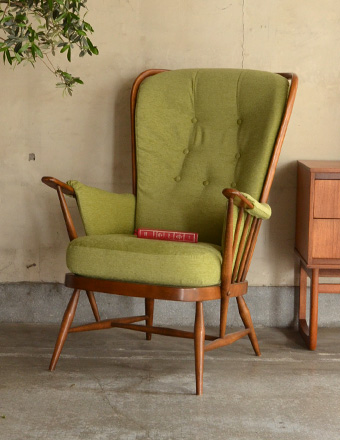 オシャレなヴィンテージ椅子、アーコールの布張り1人掛けソファ(k-593