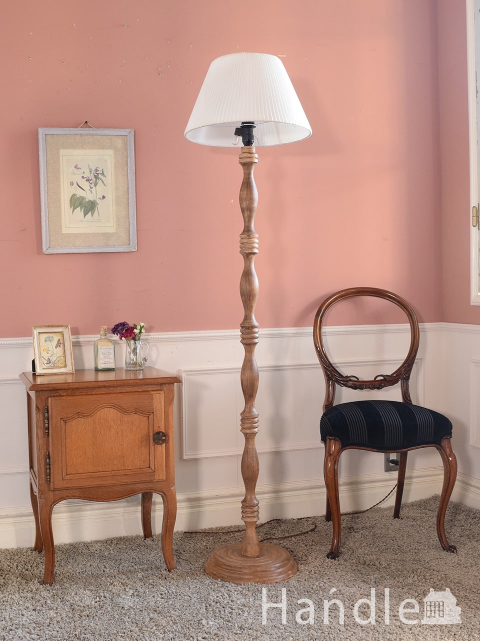 木製スタンド×布シェードがお洒落な北欧スタイルのフロアライト（IV