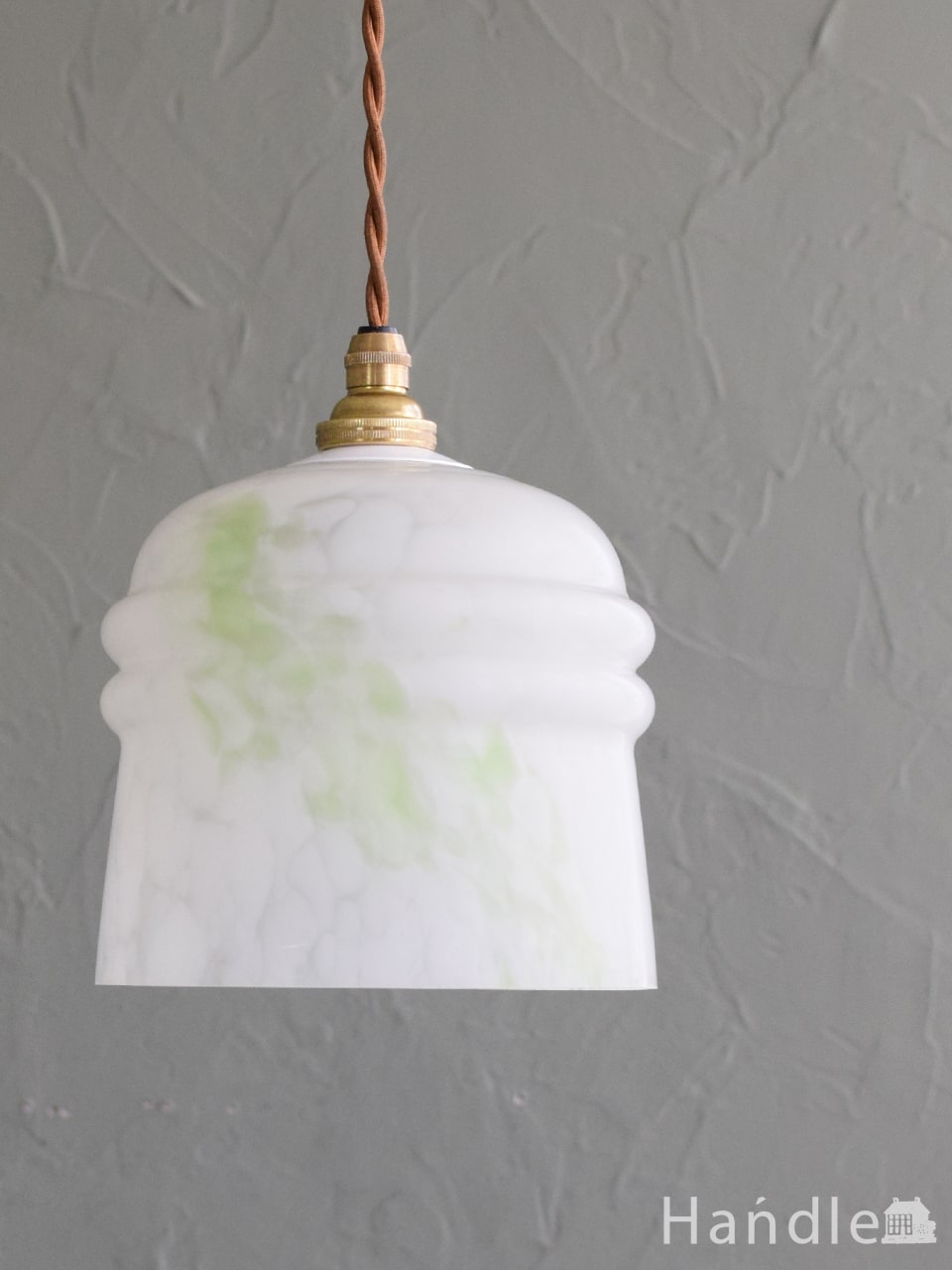 アンティークのおしゃれな照明、グリーン色のマーブル模様のペンダント