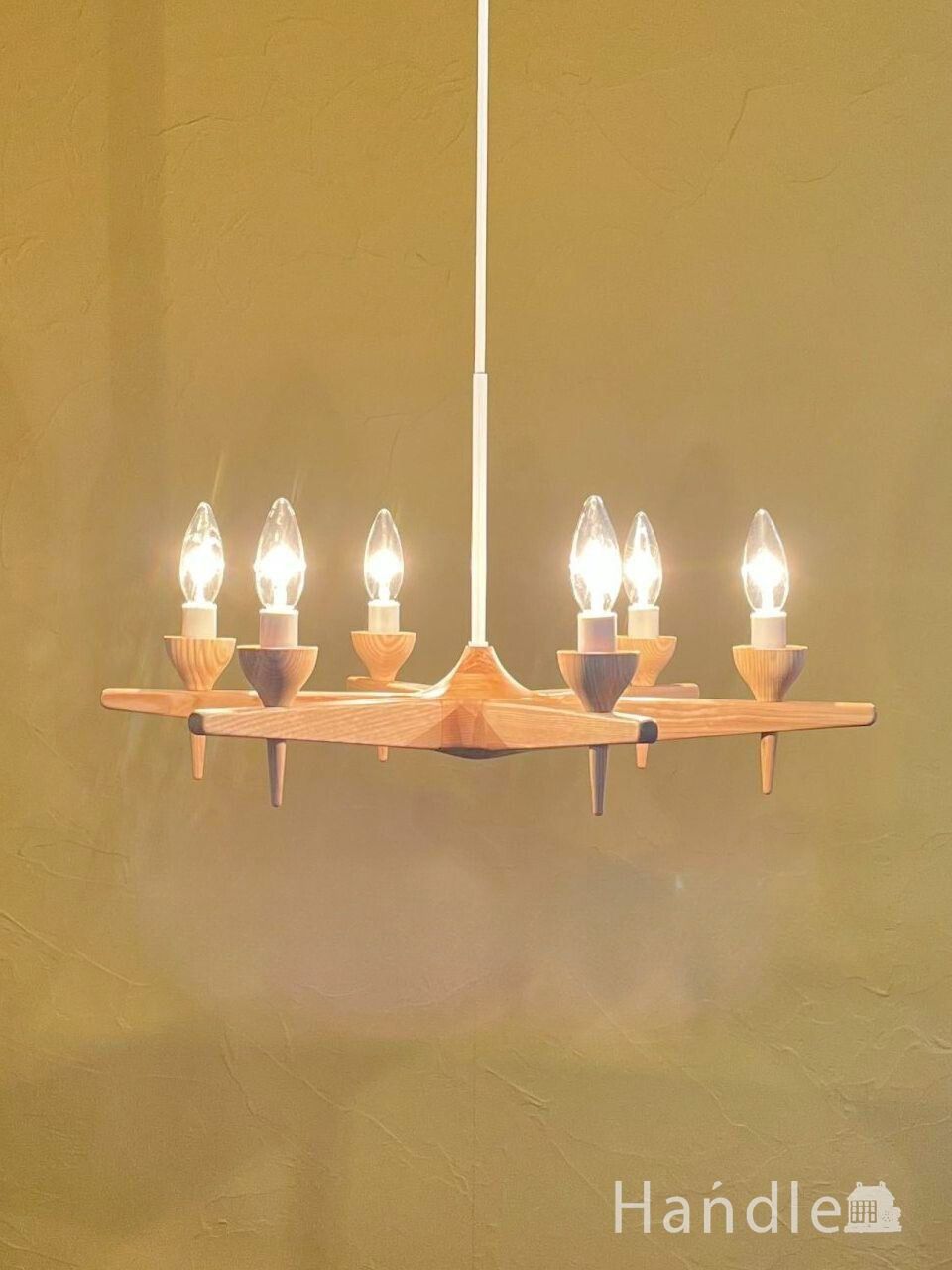 フランス風のアンティーク調シャンデリア(8灯)（E17シャンデリア球付