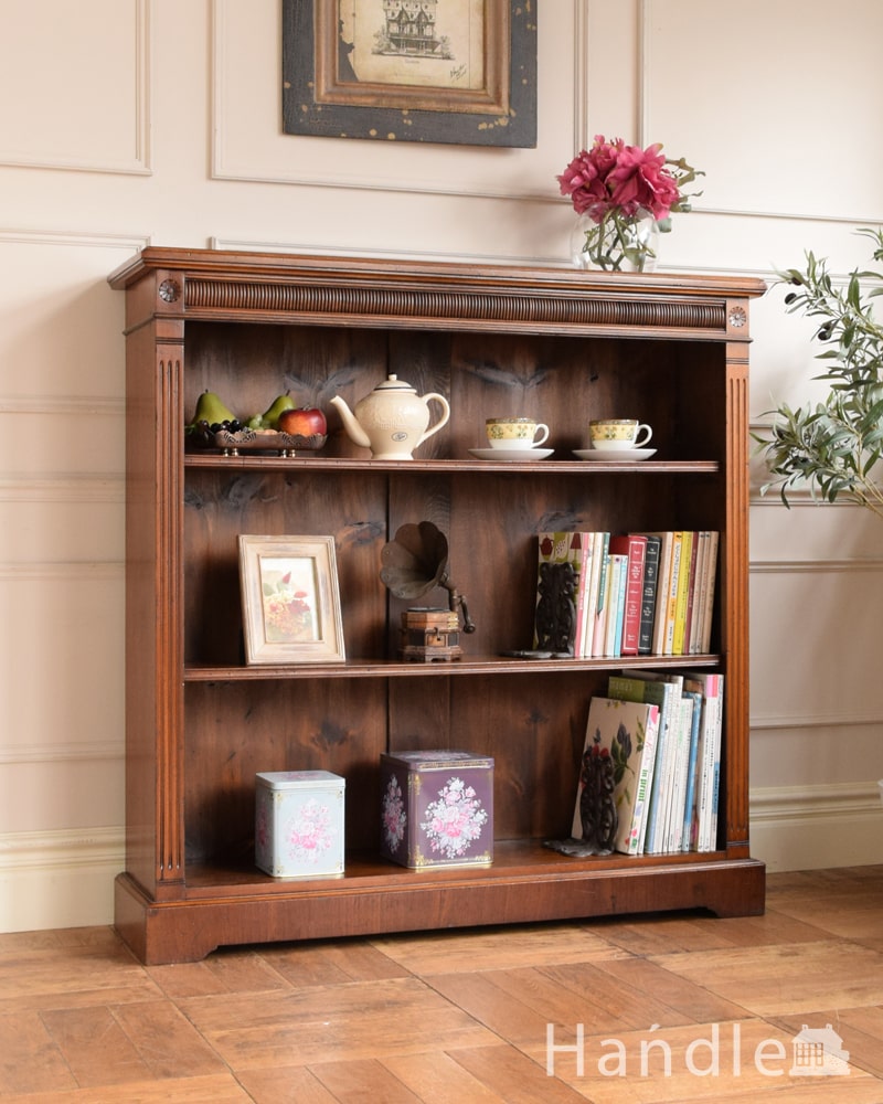 アンティークのオープンシェルフ、イギリスの高級感のあるオープン