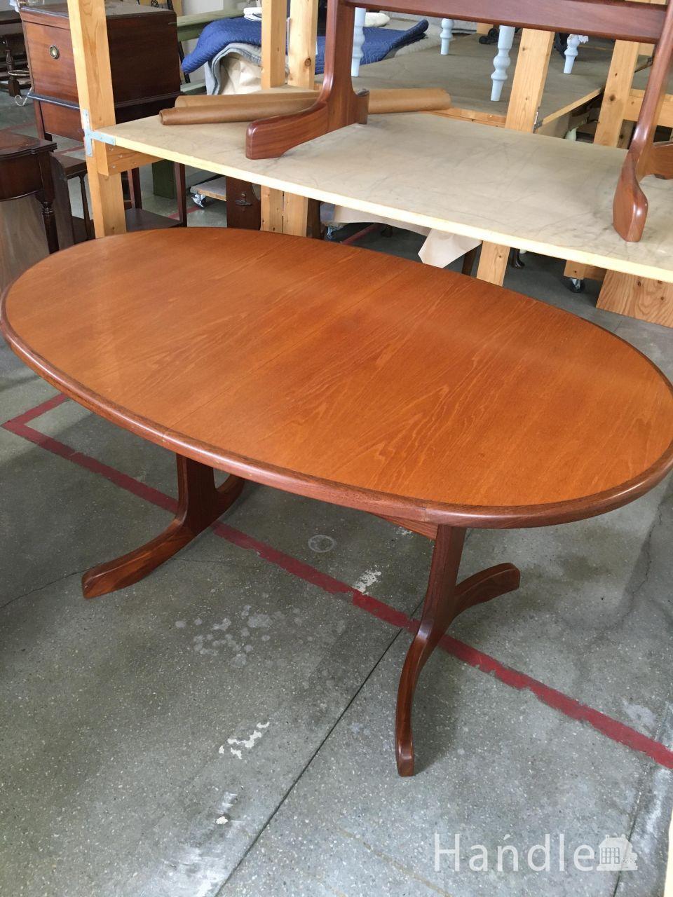 G-planジープランの伸長式テーブル、北欧スタイルのおしゃれな