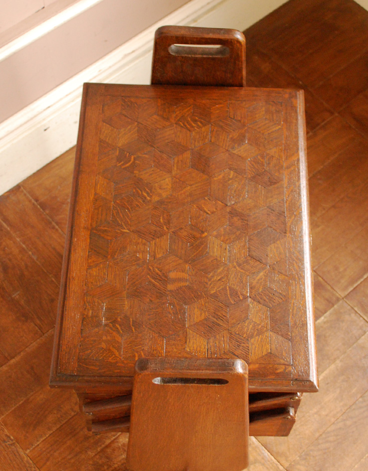 キレイなフランスのアンティーク雑貨、裁縫道具を入れるソーイング