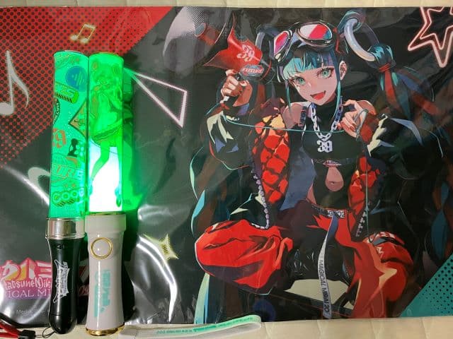 マジカルミライ 2020 夏まつり OSAKA ペンライト 開封済 イラスト