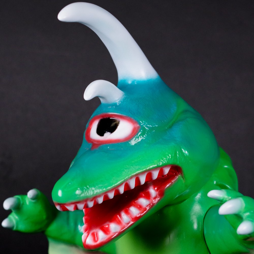 4月15日(月)12時より受注受付開始】【ドリームロケット】とかげ怪獣