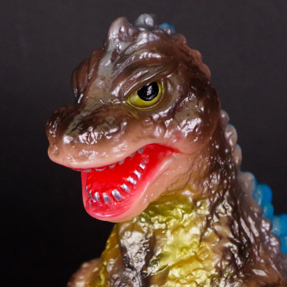 11月24日(日)より販売開始】【ブルマァク】ゴジラ50(ガンメタ)が登場