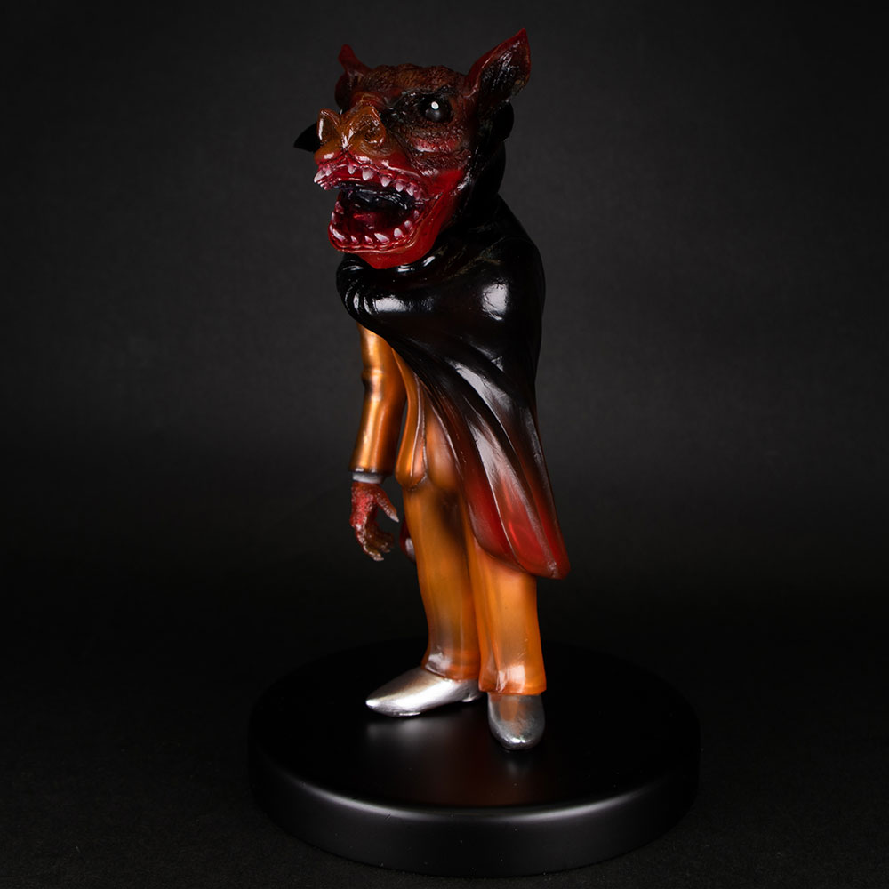 通常販売商品情報】「HAUNTED FIGURE IN HAKABA～呪われた墓場のソフビ