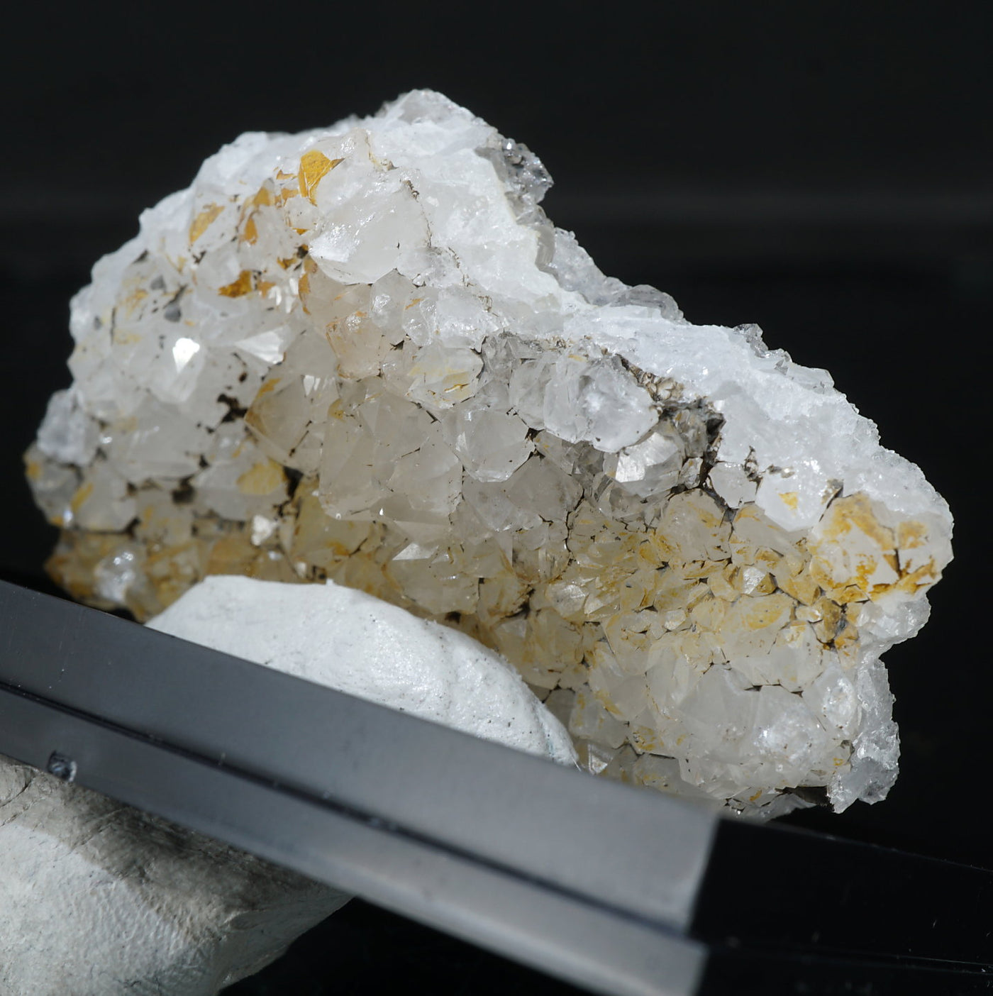 イギリス産 カルサイトon水晶 – 天然石ハッピーギフト