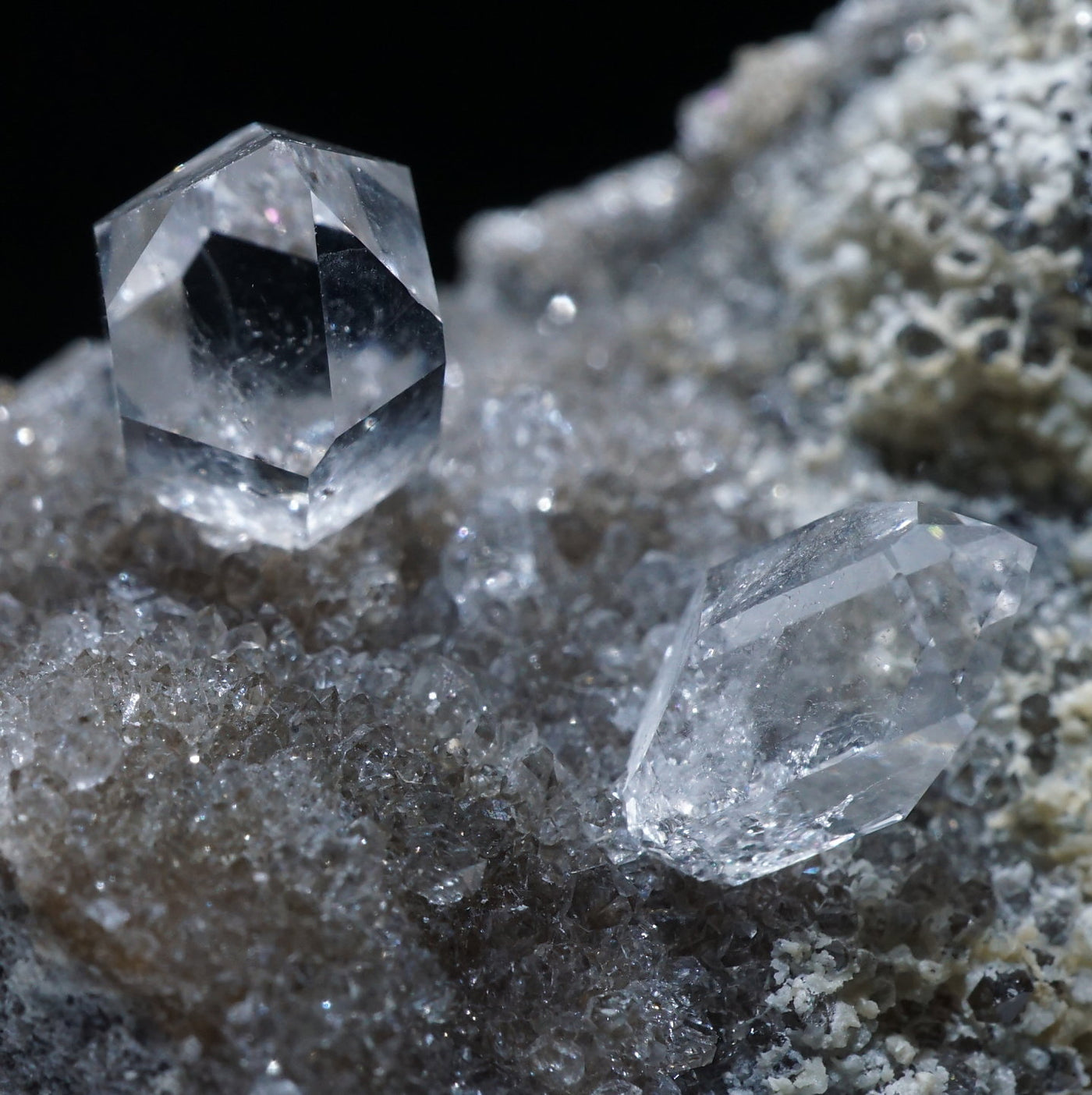 母岩付きハーキマーダイヤモンド(水晶) – 天然石ハッピーギフト