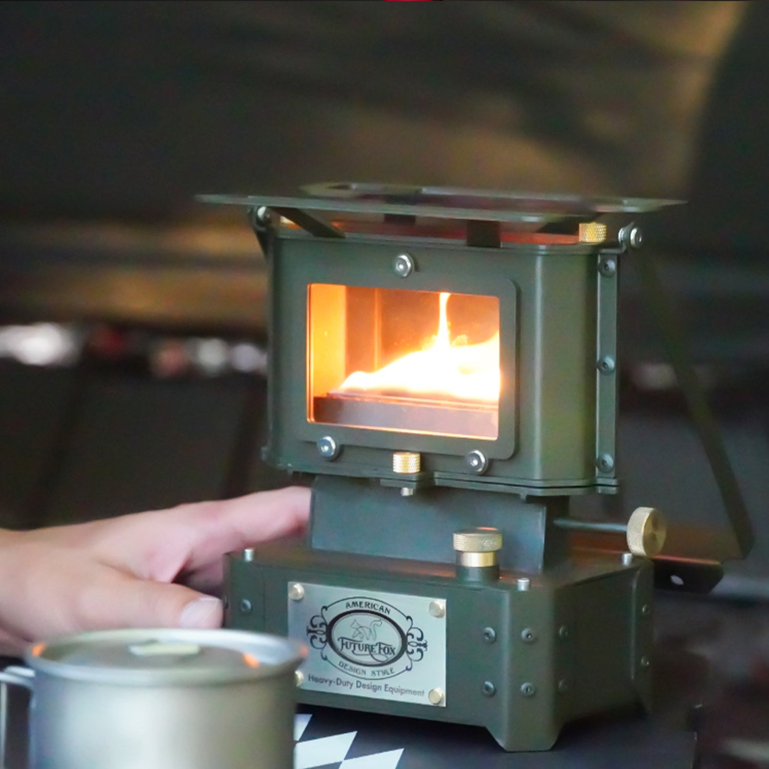 アイロンストーブ / FUTURE FOX – HATCH